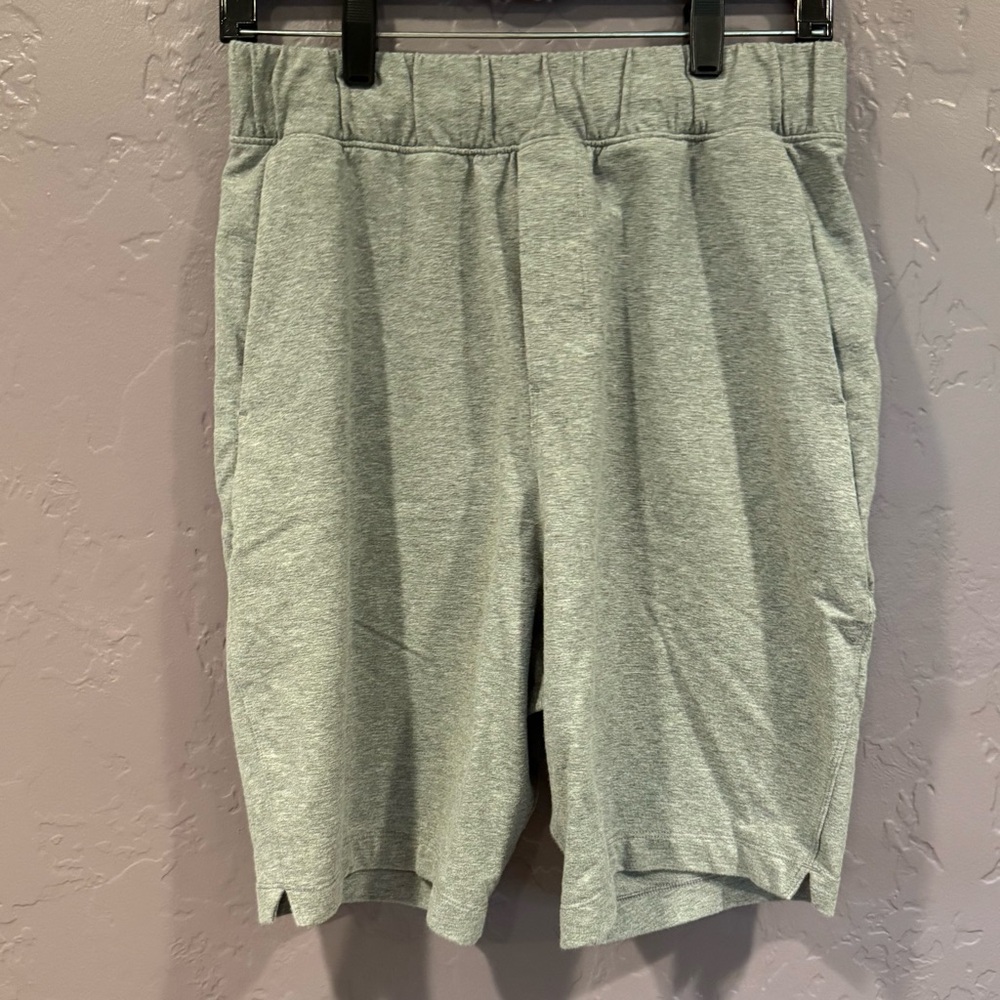 Lululemon Athletica Gray Shorts - S